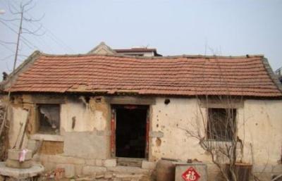 住建部：累计支持600万贫困户完成危房改造