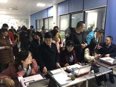 工行恩施分行跋涉千里之外服务招商企业
