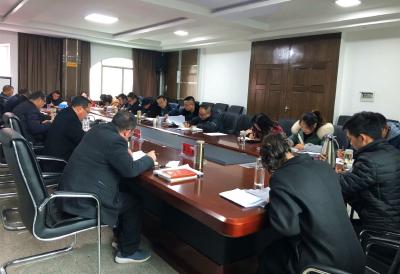 恩施州供销社召开党组中心组（扩大）学习会 专题学习习近平关于扶贫工作的重要论述