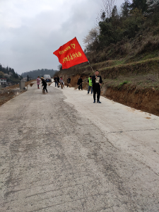 利川公路：开展“学雷锋.人居环境整治”志愿活动