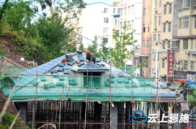 巴东县官渡口镇投资45万元建星级公厕