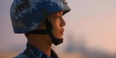 这不是电影！这是人民海军！
