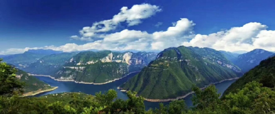 巴东旅游年卡 今日升级为“电子旅游年卡”