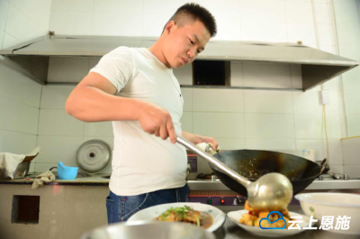 逃离北上广，“乘”东风回乡办民宿