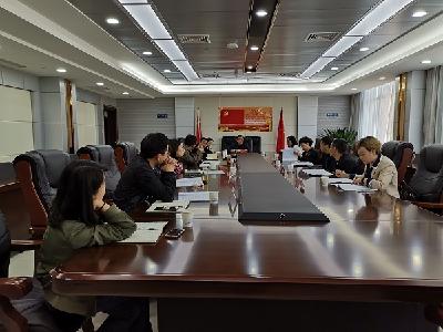 神农架林区住房公积金中心来我中心考察交流