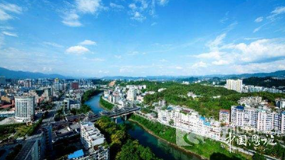 柯俊到州高新区和恩施经济开发区调研时强调 全力以赴抓好招商引资 加快推进园区项目建设 