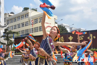 宣恩高罗小学：少年宫里学“非遗”