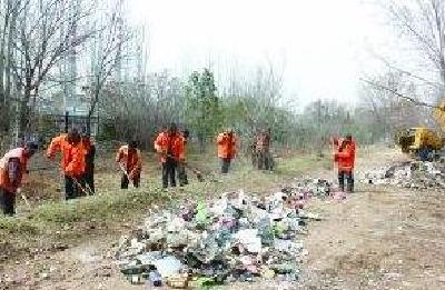 湖北展开全省性“大扫除” 清洗城市“家具” 清零农村垃圾 整治交通干线