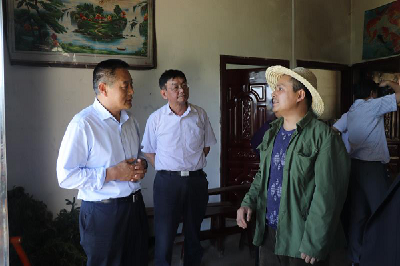中国老促会调研组来柏杨坪村调研脱贫攻坚工作
