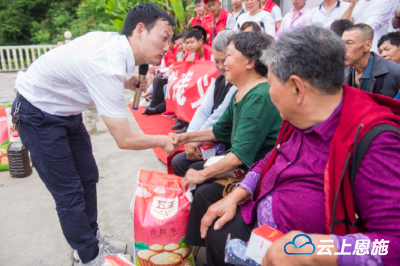 全国助残日，他们在行动……