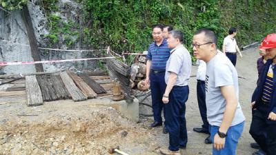 省公路局调研指导我州国省干线公路安全工作