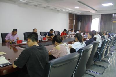 州供销社专题学习英雄张富清   争做新时代合格党员