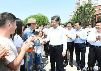 新中国成立70年，总书记农家院里话变化