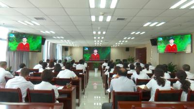 恩施州各地收看张富清同志先进事迹报告会