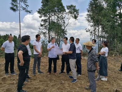 邓正平带队调研督办州人大代表建议办理情况