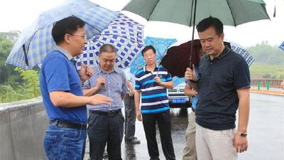 张勇强副州长调研建恩高速公路建设