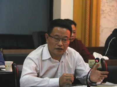 王勇在“不忘初心、牢记使命”主题教育专题党课上强调：全面加强党的建设，办人民满意的公路