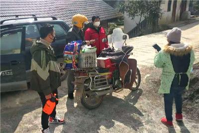 扶贫工作队逆行回村，变身防疫尖刀班