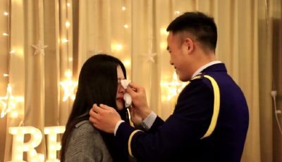 建始：因疫情推迟的求婚仪式！ “蓝朋友”营区告白：“嫁给我吧！”