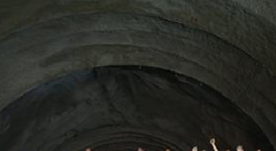 郑万高铁重点控制性工程巴东隧道进口1号横洞顺利贯通