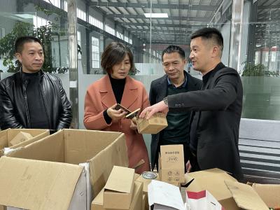 张蓉率调研组赴鹤峰县、咸丰县调研指导工作