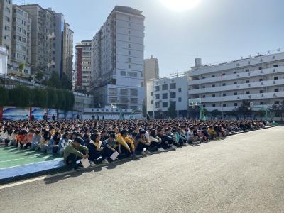 巴东：司法为民“八件实事”丨“法治副校长”来助力！