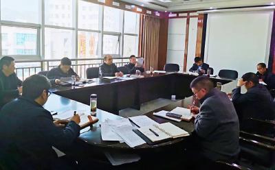 巴东：“九”个坚持！专题研学党的十九届五中全会精神