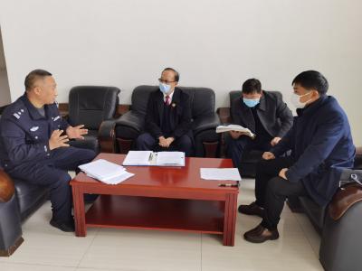 巴东：检察长郎艳辉深入看守所检查督导驻所检察工作