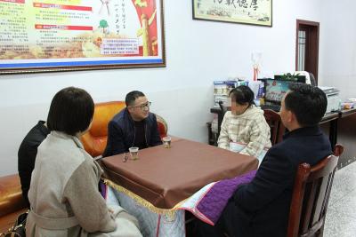 建始县检察院开展未成年人司法救助暖心“护苗”