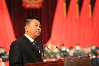 来凤县第十七届人民代表大会第七次会议开幕