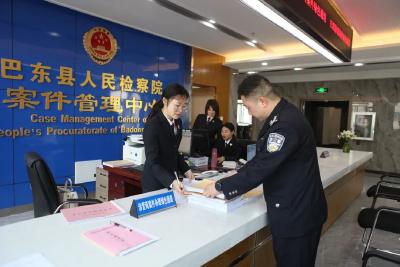 巴东：【优化营商环境】绿色通道暖商心，检察服务助商行