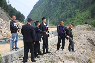 来凤：为民办实事| 检察长跟踪监督公益诉讼整改进程  