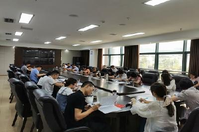 利川市检察院开展“清醒看利川，我该怎么办”大讨论活动