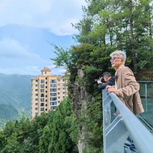 “候鸟”赵振宇：“我爱利川，乐于为利川奉献”