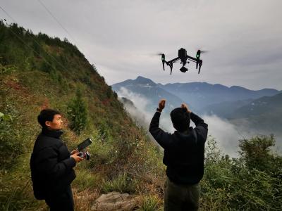 央视《航拍中国》摄制组走进巴东