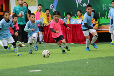 恩施市实验小学：驰骋绿茵，激情碰撞 