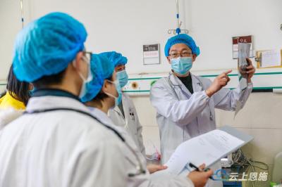 援咸医生张伦：做好“传帮带” 守护患者健康