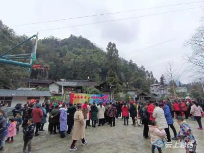 “艺”起闹元宵！咸丰村民自办自演文艺节目闹元宵