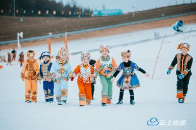 首届恩施“绿葱坡滑雪场杯”摄影大赛落幕，50幅作品获奖！ 