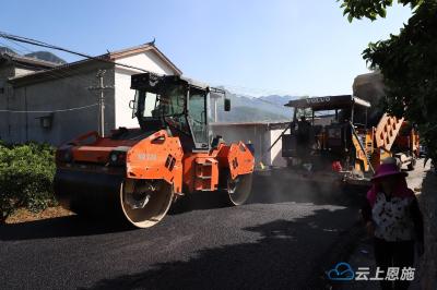 建始：提升改造村级道路 铺就乡村振兴“幸福路”  