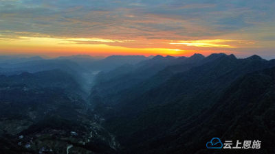 【组图】恩施：星斗山夏日好风光 