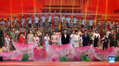 恩施州举办庆祝建军95周年暨致敬一等功臣双拥文化活动 