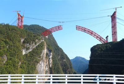 同一地点、同一视角，看溇水河特大桥的建设过程 