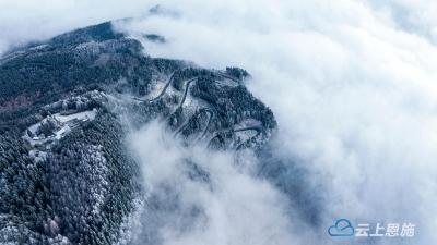 组图 | 湖北建始：雪后建巫线美若童话