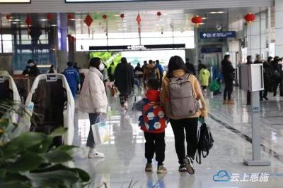 恩施机场春节黄金周运送旅客1.8万人次 