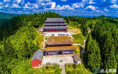恩施利川福宝山水库：山林叠翠间 一湖藏万象