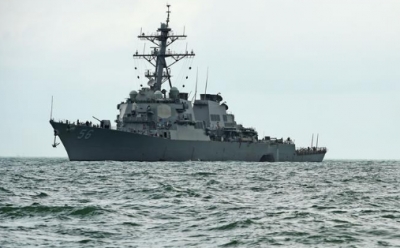 美国海军找到导弹驱逐舰撞船事故１０名失踪船员遗体