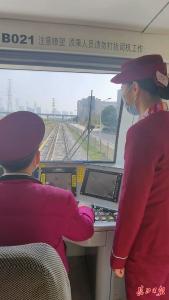 考试合格还不行必须优秀，这位武汉地铁司机唯一的女教官有点严