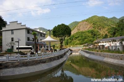 宝丰镇黄栗片区东河将会成竹山美丽新村示范区