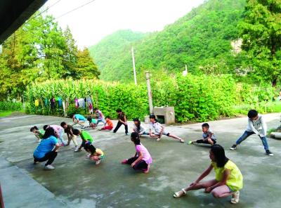 走进乡村 感受成长 成长夏令营活动略记